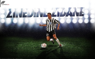 亚投国际动态-利瓦科维奇手套里藏了磁铁吧